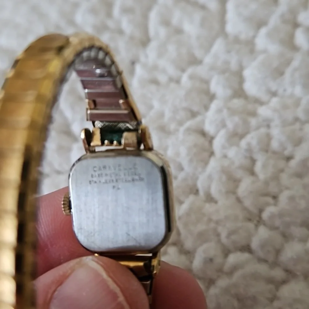 Vintage Caravelle Quartz‎ Watch - Picture 3 of 4
